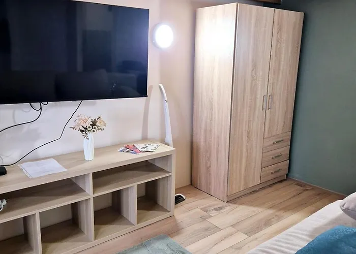 Calm And Elegant With Ac In The Downtown Daire *