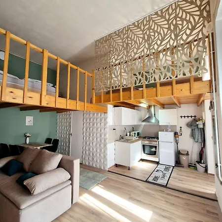Calm And Elegant With Ac In The Downtown Lägenhet