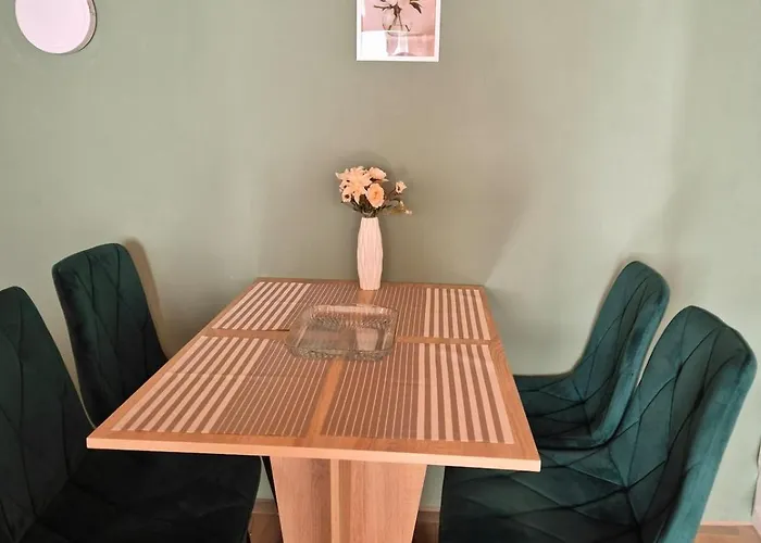 Appartamento Calm And Elegant With Ac In The Downtown